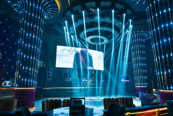 F Bar And Lounge 3