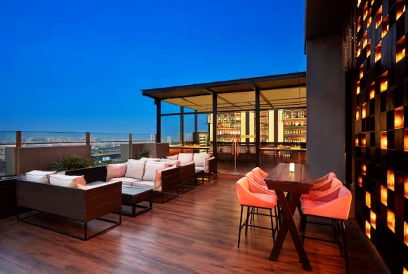Doubletree By Hilton Gurugram Baani Square 1