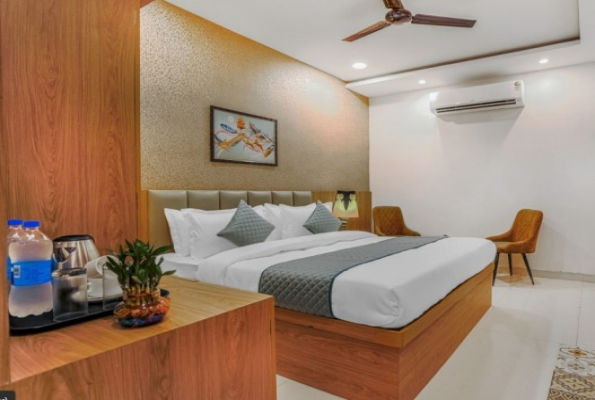 Hotel Devine 3
