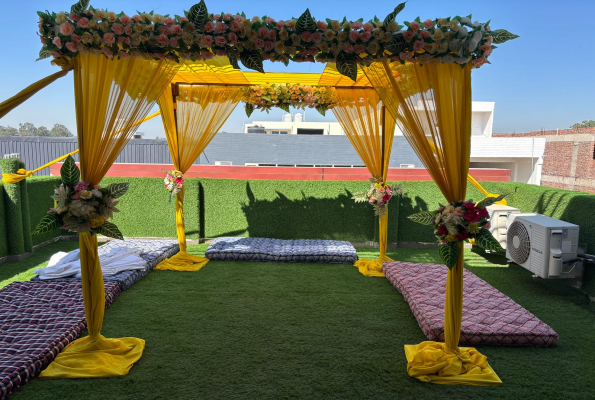 Hotel Devine 5