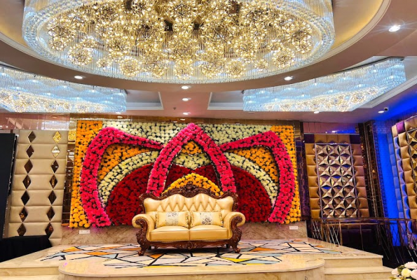 The Roman Palace Banquet 2