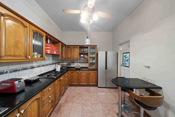 Urban Escape Spacez Luxury Villa 5