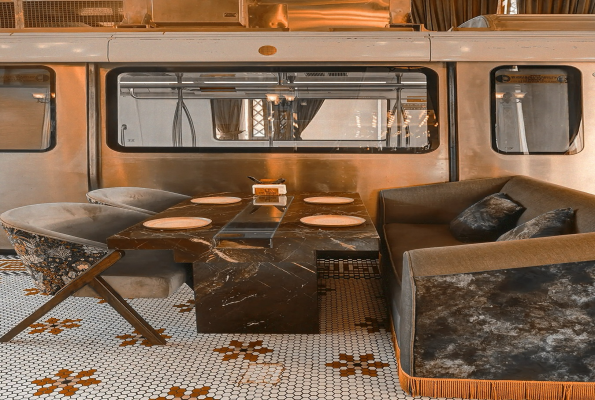 The Coach Restaurant And Bar 3