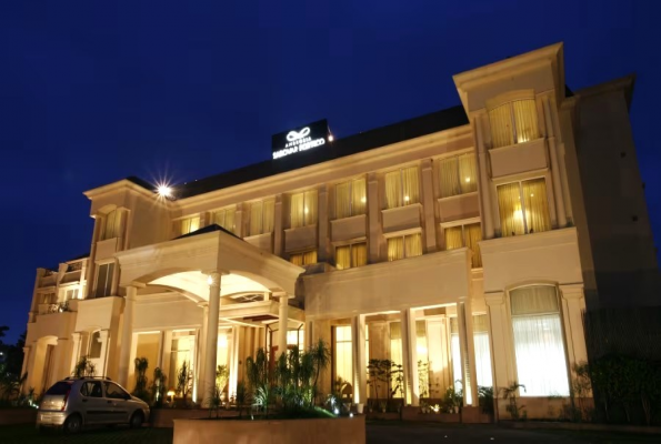 Ambrosia Sarovar Portico 3
