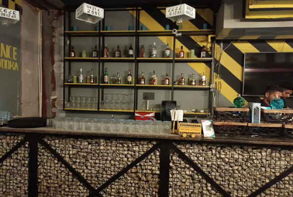 Traffic Jam Kitchen Bar 5