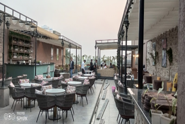 Kurlies Restaurant & Rooftop Bar 3