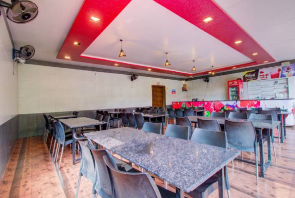 Hirkani Garden Restaurant & Lodging