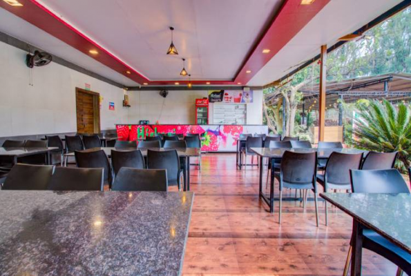 Hirkani Garden Restaurant & Lodging 2