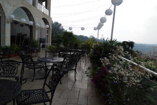 Ravine Hotel 3