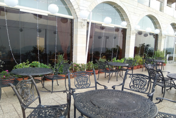 Ravine Hotel 4