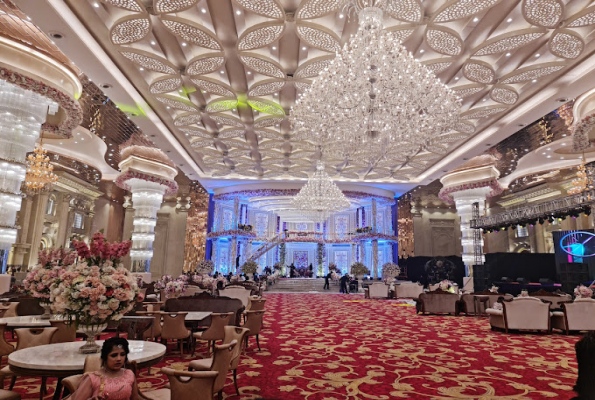 The Royal Mansion 4
