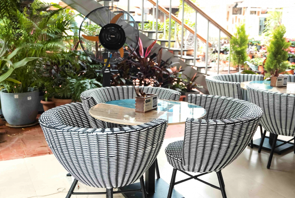 Urban Nemo Garden Cafe 5