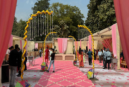 Bungalow 5 Ashoka Road By Foodminar