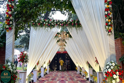 Bungalow 5 Ashoka Road By Foodminar