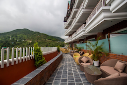 Justa Birding Resort