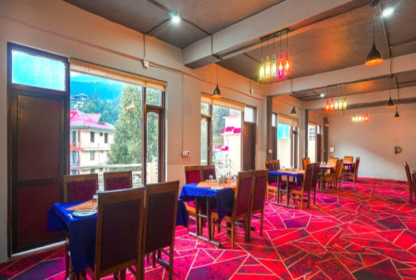 M M Castle Hotel 2