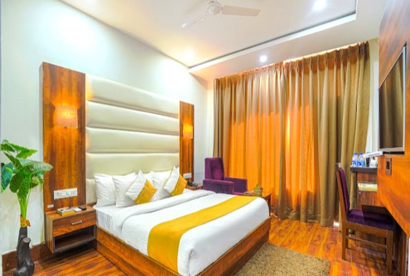 M M Castle Hotel 1