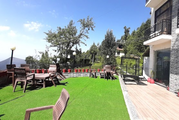 The Posh Hotel 2