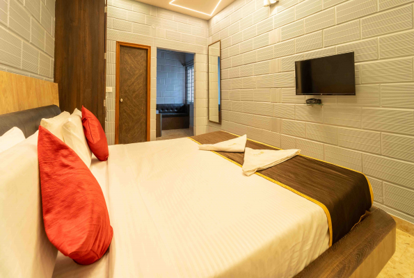 Seasons Suites Hbr 3