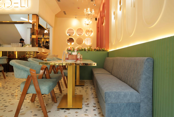 Cdeli Modern Bistro 4
