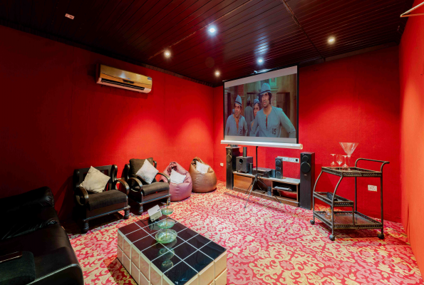 Pearl Palace Spacez Luxury Villa With Private Theater 1