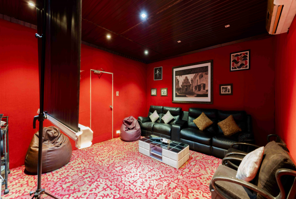 Pearl Palace Spacez Luxury Villa With Private Theater 5