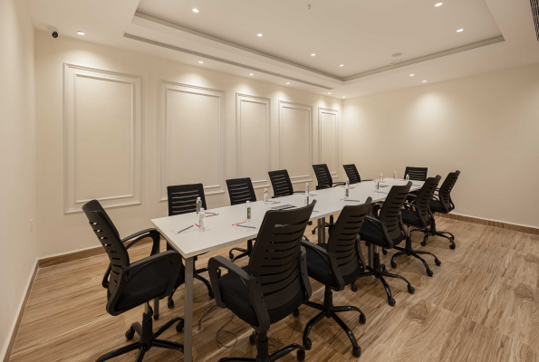Lemonridge Hotels Chintal 2