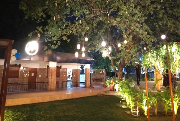 The Dine Garden 3