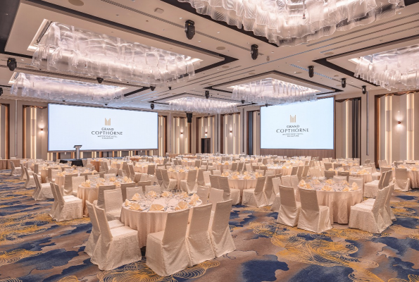 Grand Copthorne Waterfront
