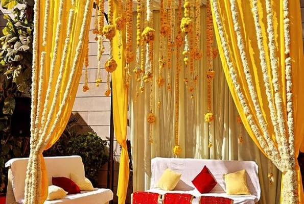 Jhansi Hotel