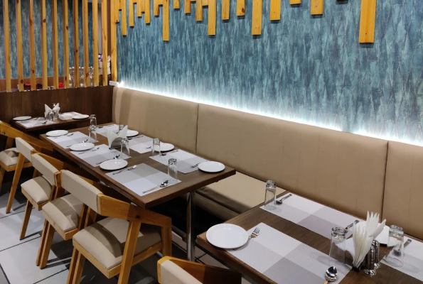 Nav Bharat Restaurant & Ice Creamery 4