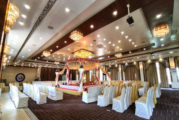 Aarya Grand Hotels & Resorts 4