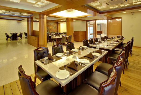 Aarya Grand Hotels & Resorts 1