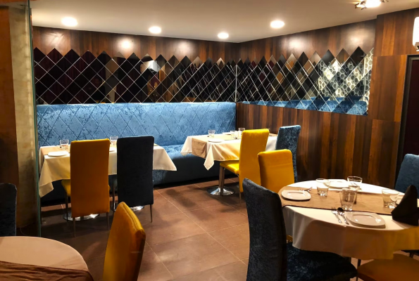 Moti Mahal Delux Sapphire Mall 1