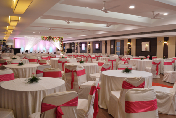 Gcc Hotel And Club