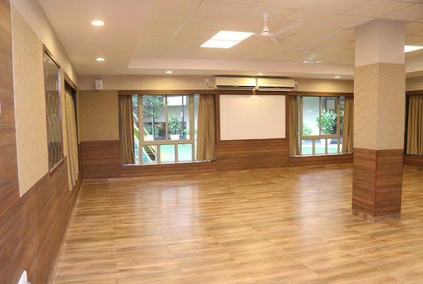 Gcc Hotel And Club 2