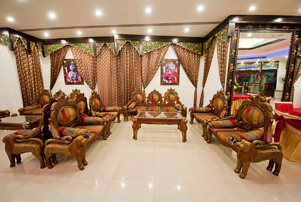 Rajmahal Banquets & Party Farms 2