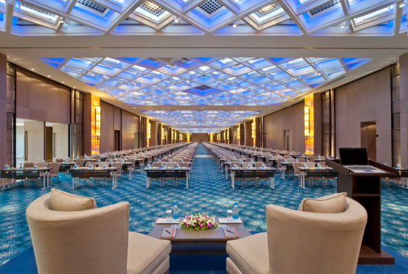 The Leela Ambience Convention Hotel Delhi 2