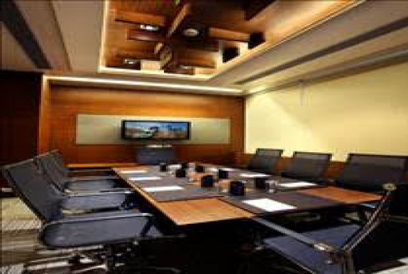 Mahagun Sarovar Portico Hotel