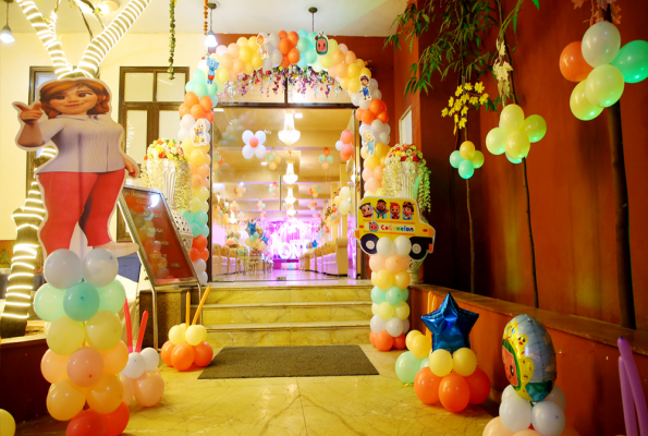 Saffron Banquet By City Stay 5