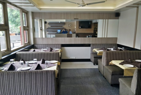 Symphony Resto Bar 1