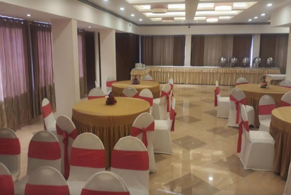 Hotel Utsav Deluxe 5