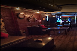 Moonshine Cafe And Bar