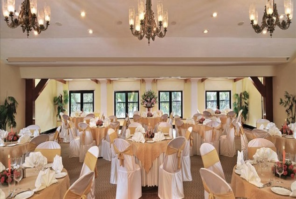 Phoenix Park Inn Resort 1