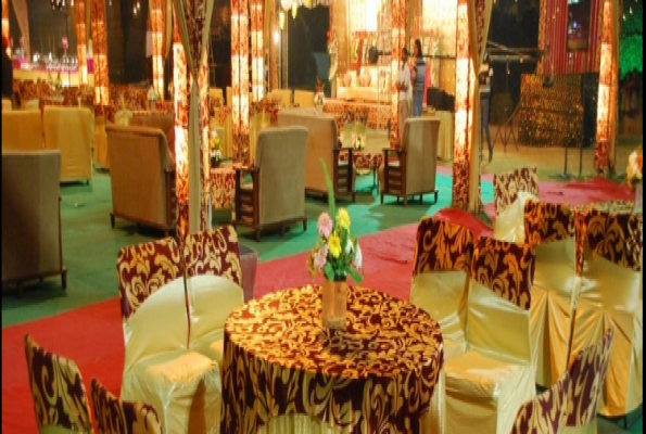Cheshma Shahi Resorts 2