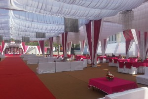 Cheshma Shahi Resorts 3