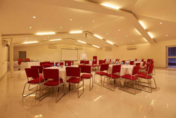 Regenta Resort Varca Beach
