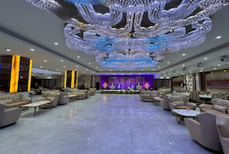 Banana Tree Hotel & Banquets