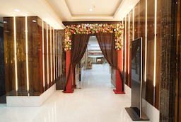 Banana Tree Hotel & Banquets