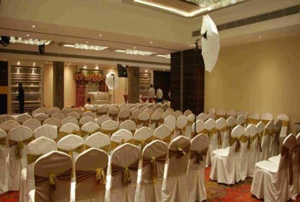 Hotel The Gaur 3